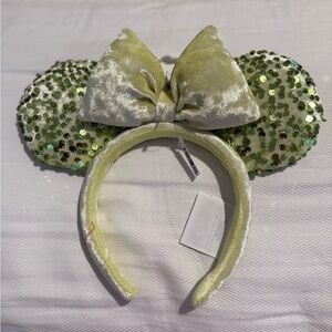 NWT Disney Tinkerbell Green Sequin Bow Headband